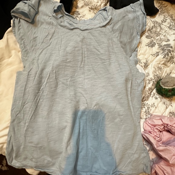 Lot of 7 size medium tops! Name brand!! - Picture 12 of 15